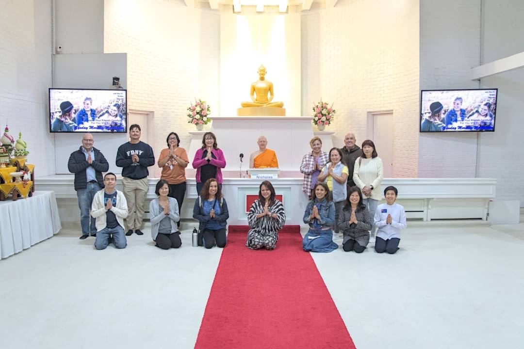 วัดพระธรรมกายแคลิฟอร์เนียจัดกิจกรรมนั่งสมาธิสำหรับชาวท้องถิ่น
