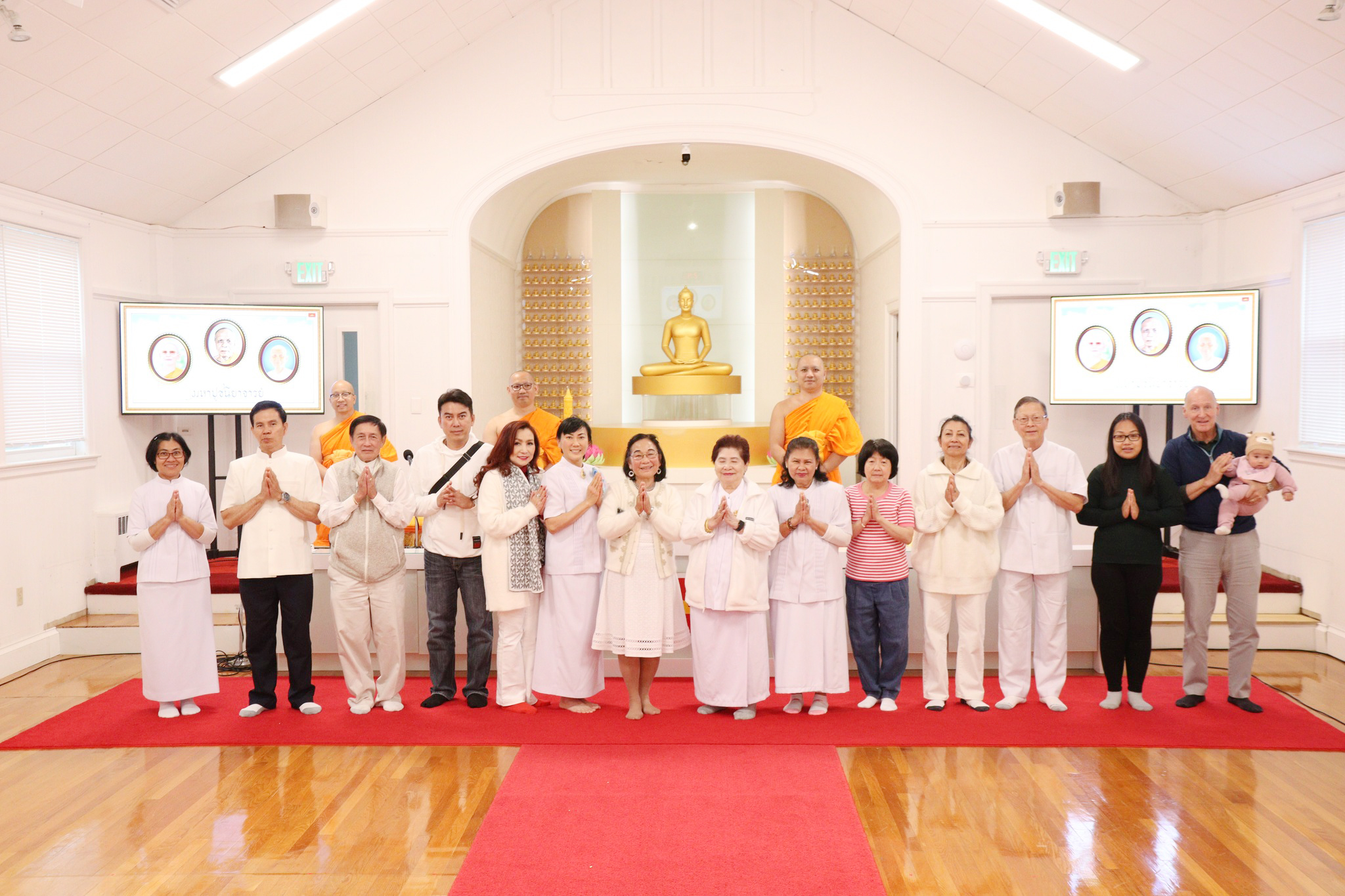 วัดพระธรรมกายบอสตัน จัดงานบุญวันออกพรรษา
