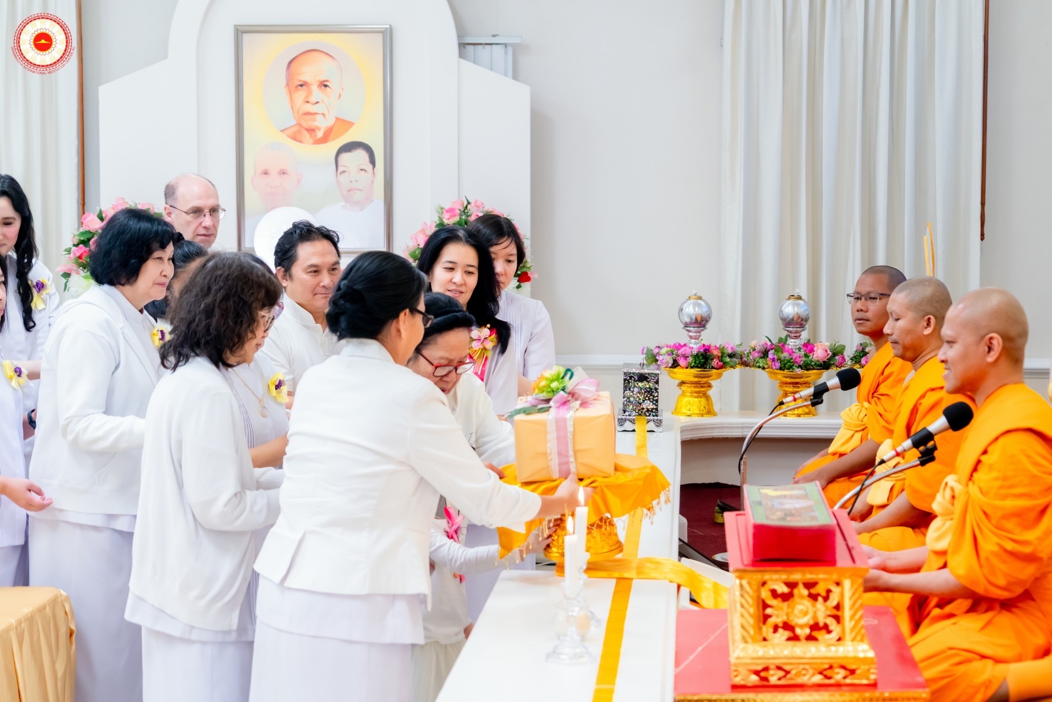 วัดพระธรรมกายนิวเจอร์ซี จัดงานบุญวันออกพรรษา