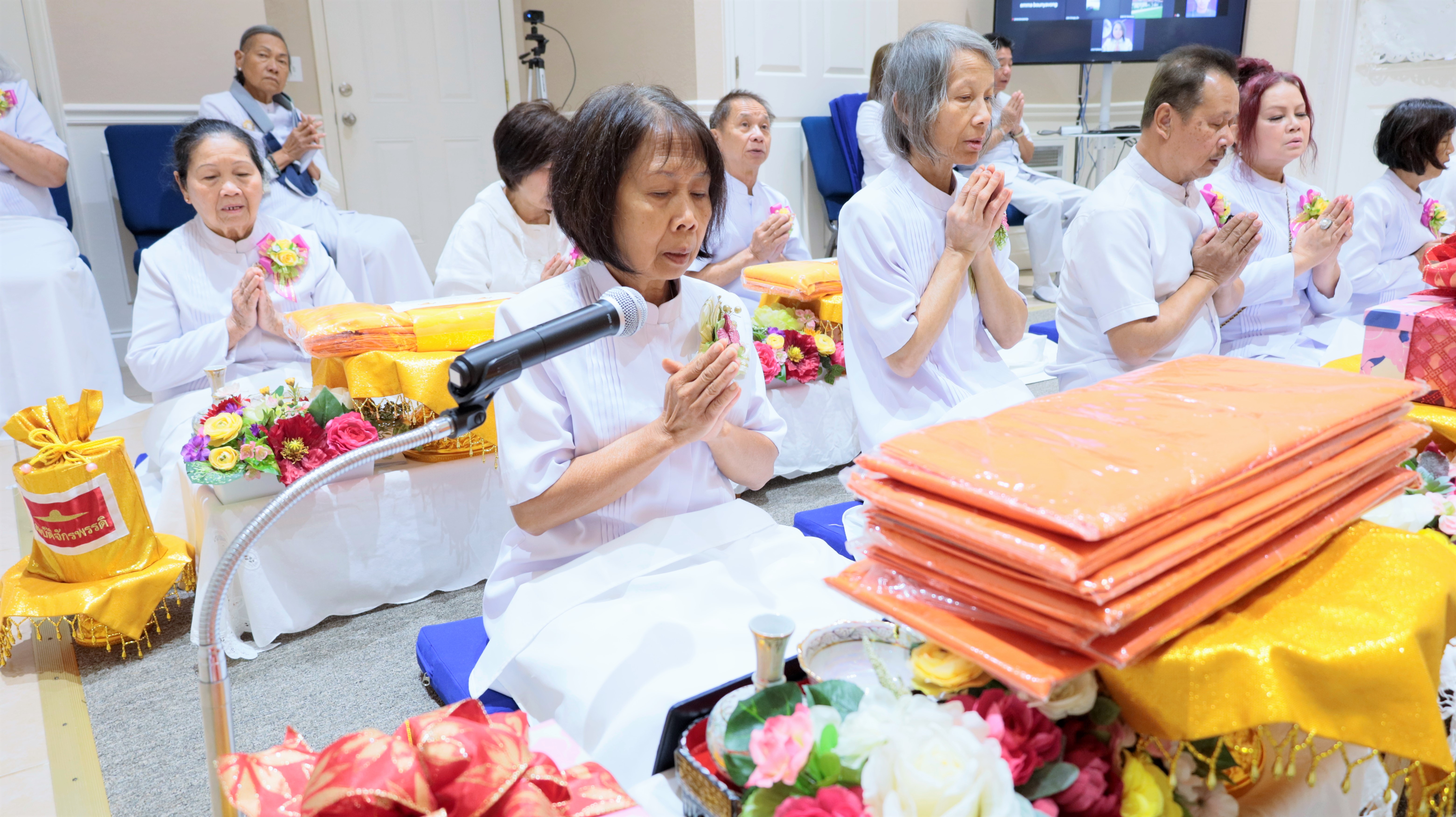 วัดพระธรรมกายเทนเนสซี จัดปฏิบัติธรรมวันออกพรรษา