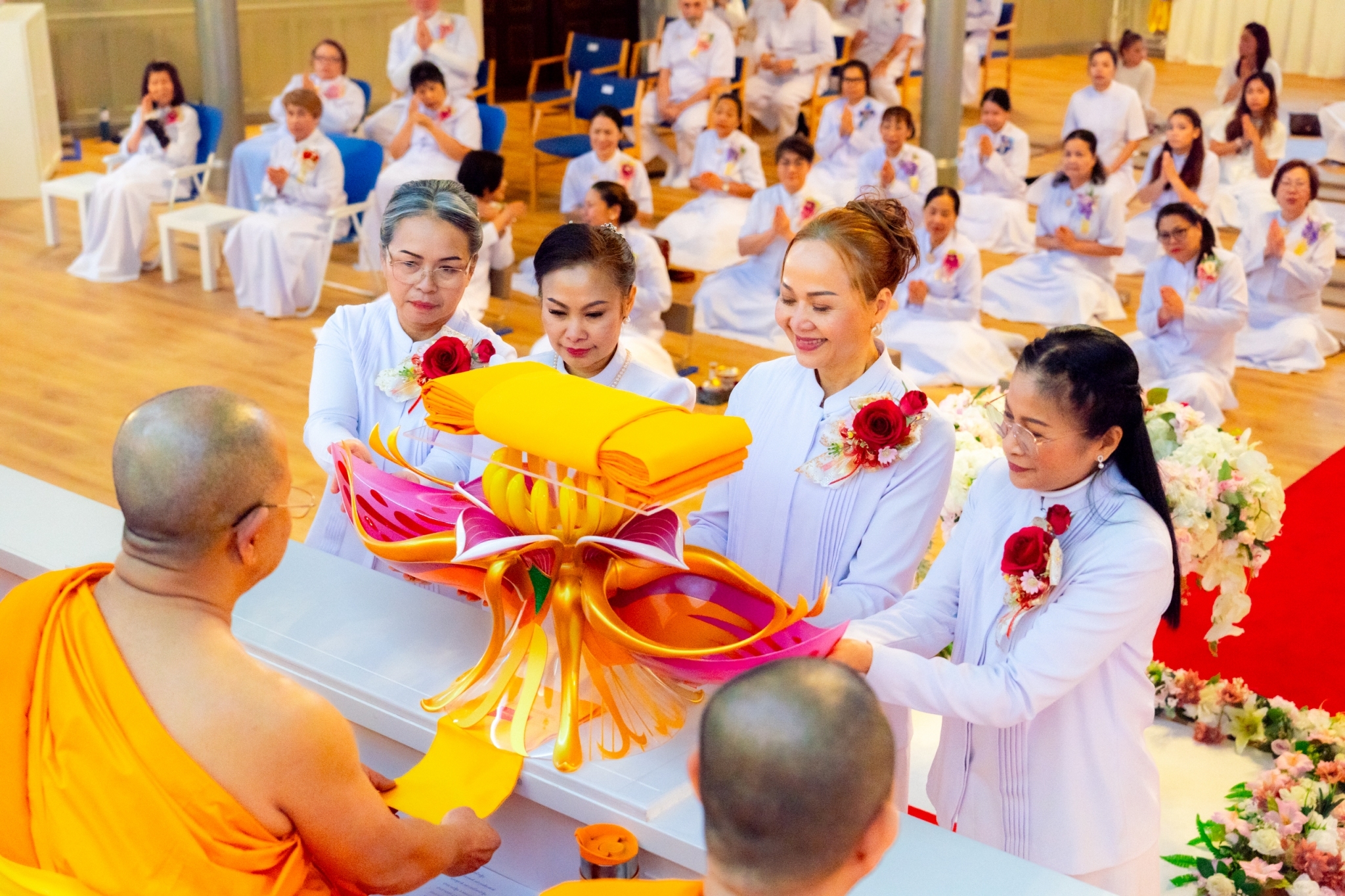 วัดพระธรรมกายนอร์ธสวีเดน จัดพิธีทอดกฐินสามัคคี