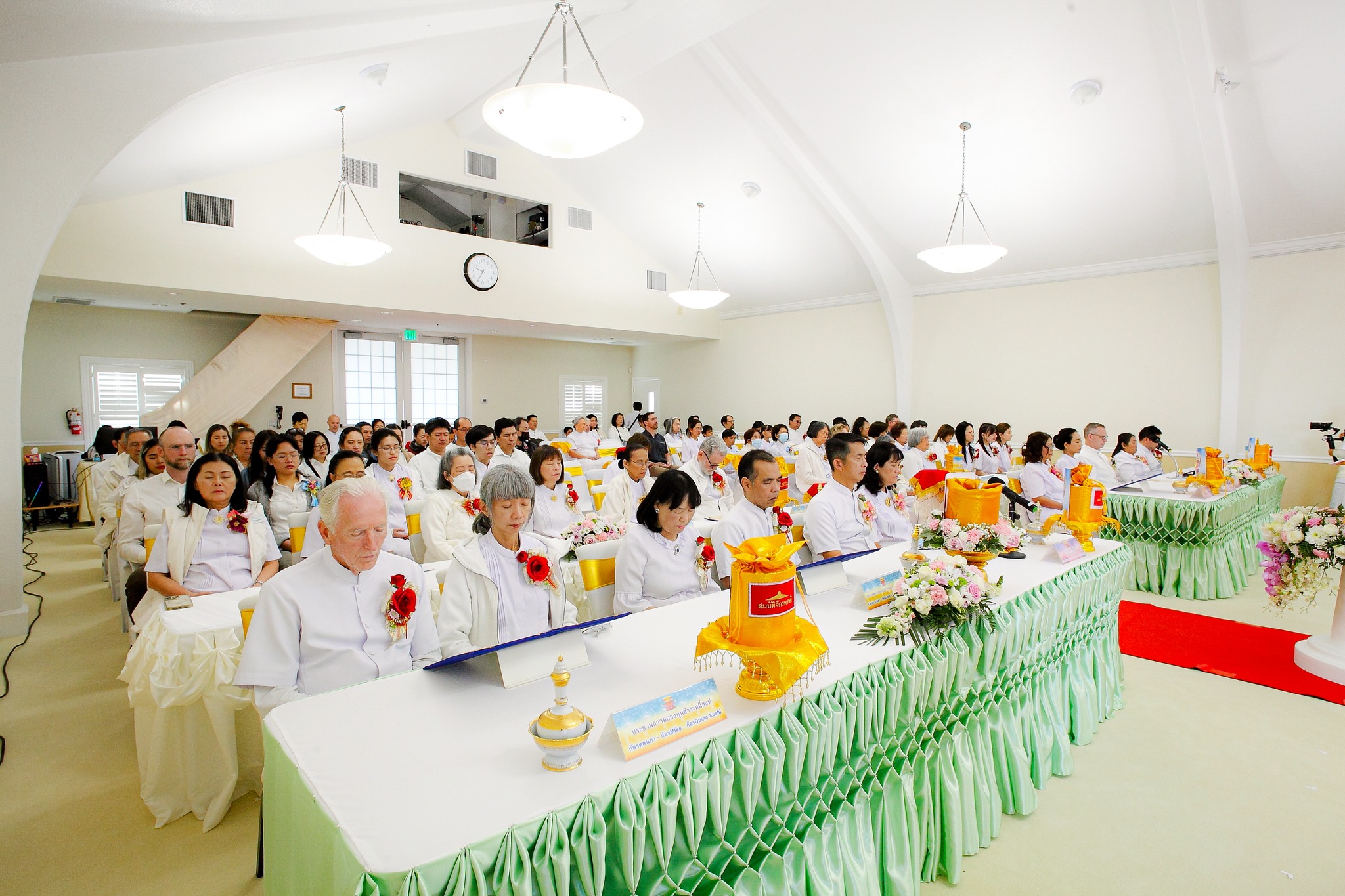 วัดพระธรรมกายซิลิคอนวัลเลย์ จัดพิธีทอดกฐินสามัคคี