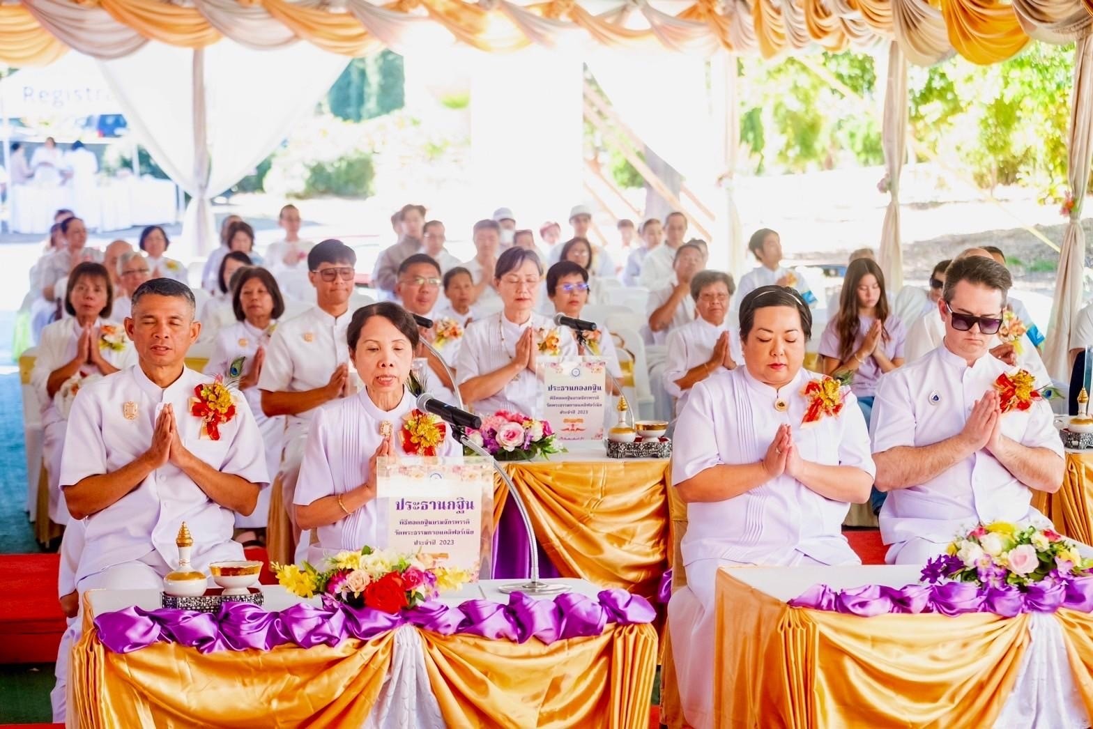 วัดพระธรรมกายแคลิฟอร์เนีย จัดพิธีทอดกฐินบรมจักรพรรดิ