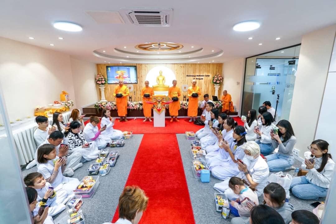 พิธีทอดกฐินครบรอบ 19 ปี ณ วัดพระธรรมกายมองโกเลีย