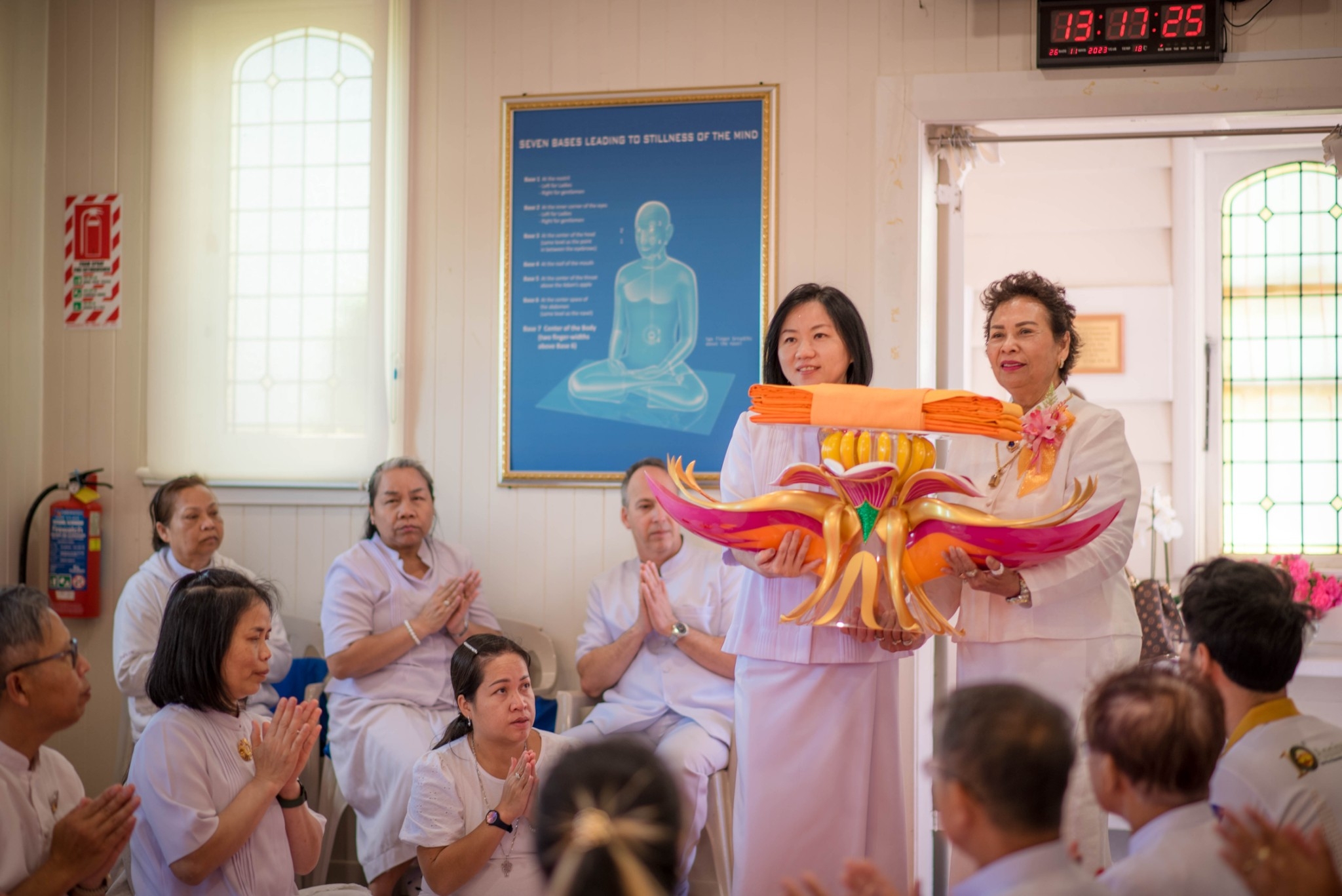 วัดพระธรรมกายโอ๊คแลนด์ จัดพิธีทอดกฐินสามัคคี