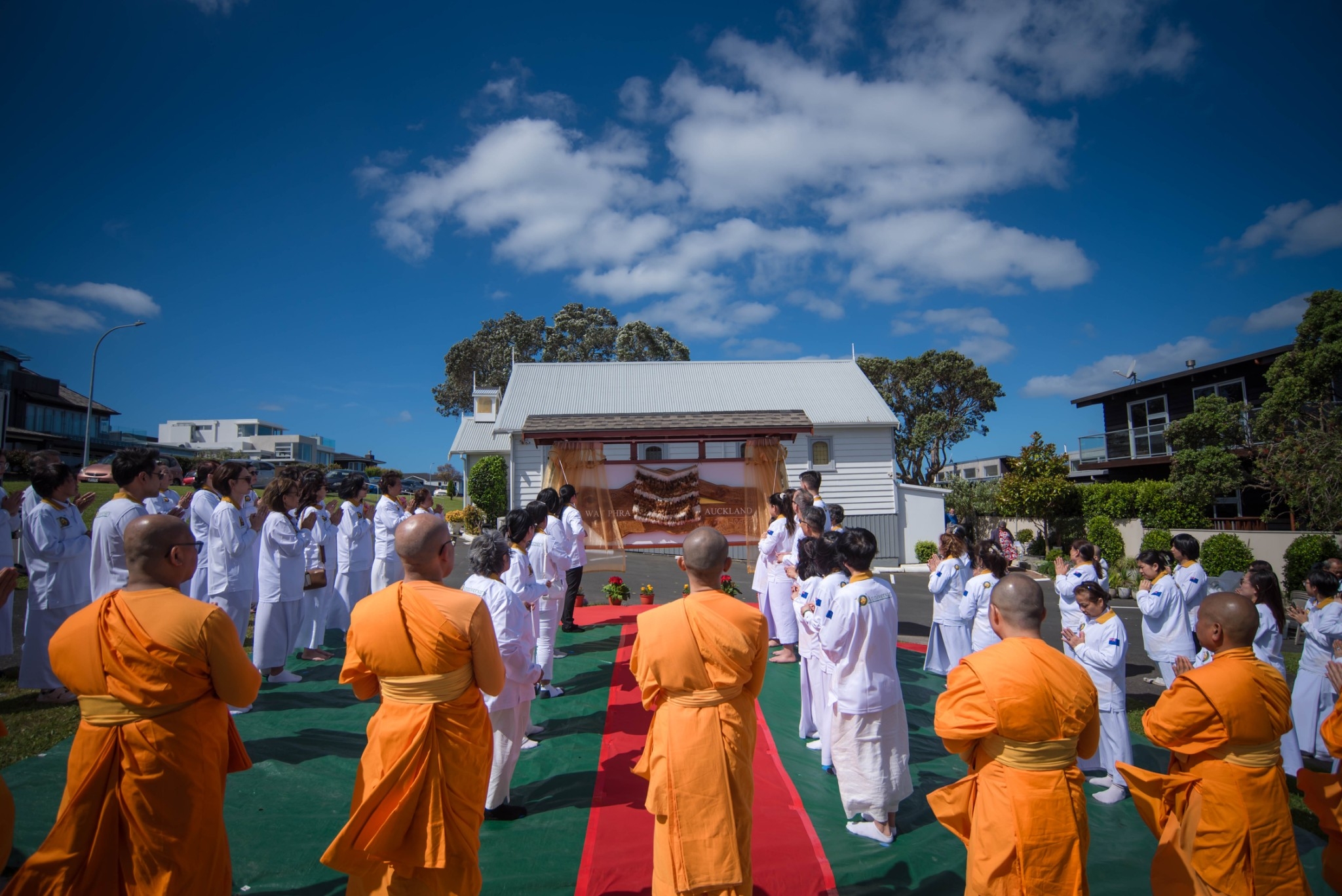 วัดพระธรรมกายโอ๊คแลนด์ จัดพิธีทอดกฐินสามัคคี