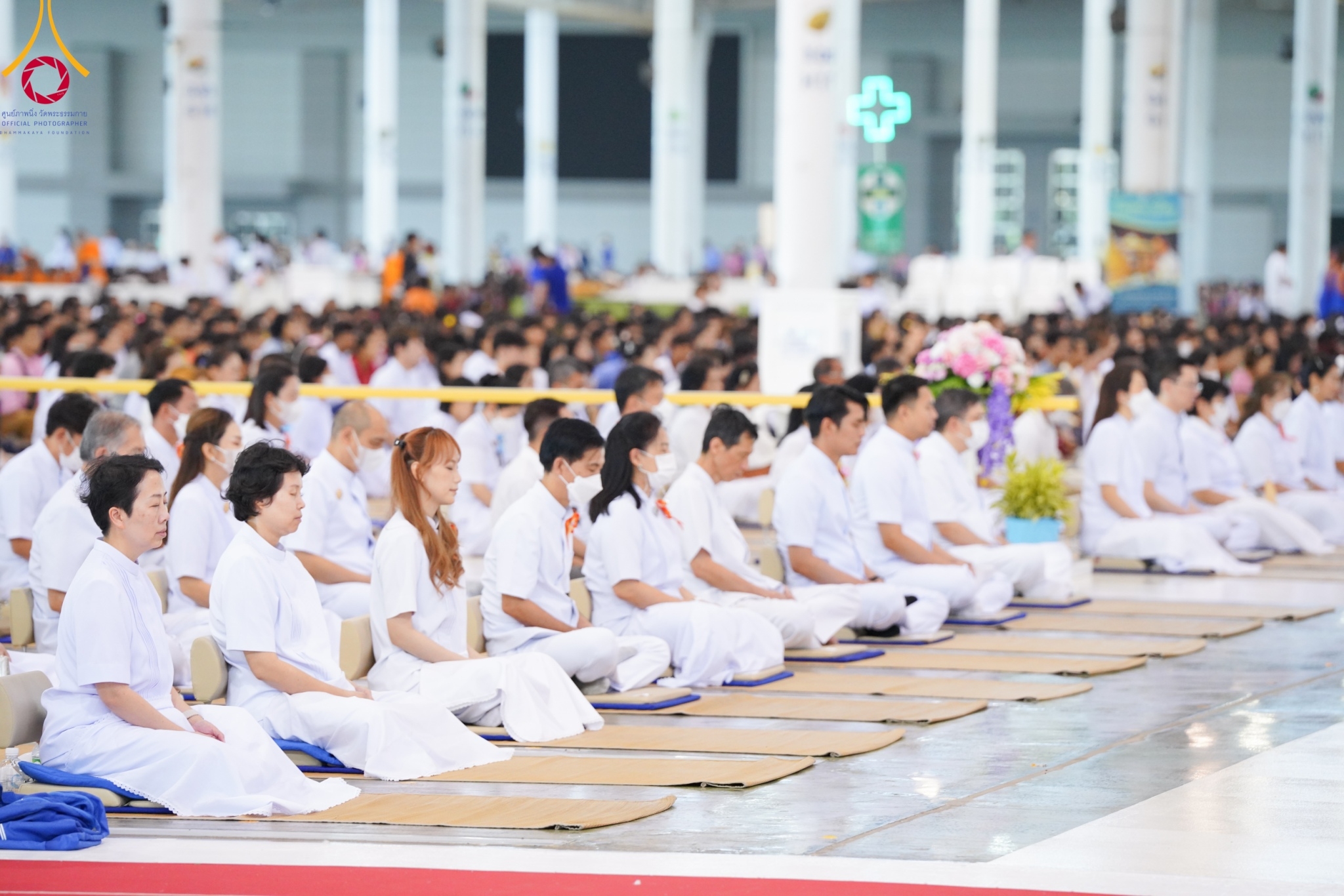 วัดพระธรรมกาย จัดพิธีบูชาข้าวพระ และพิธีทอดผ้าป่าต้นสมบัติ