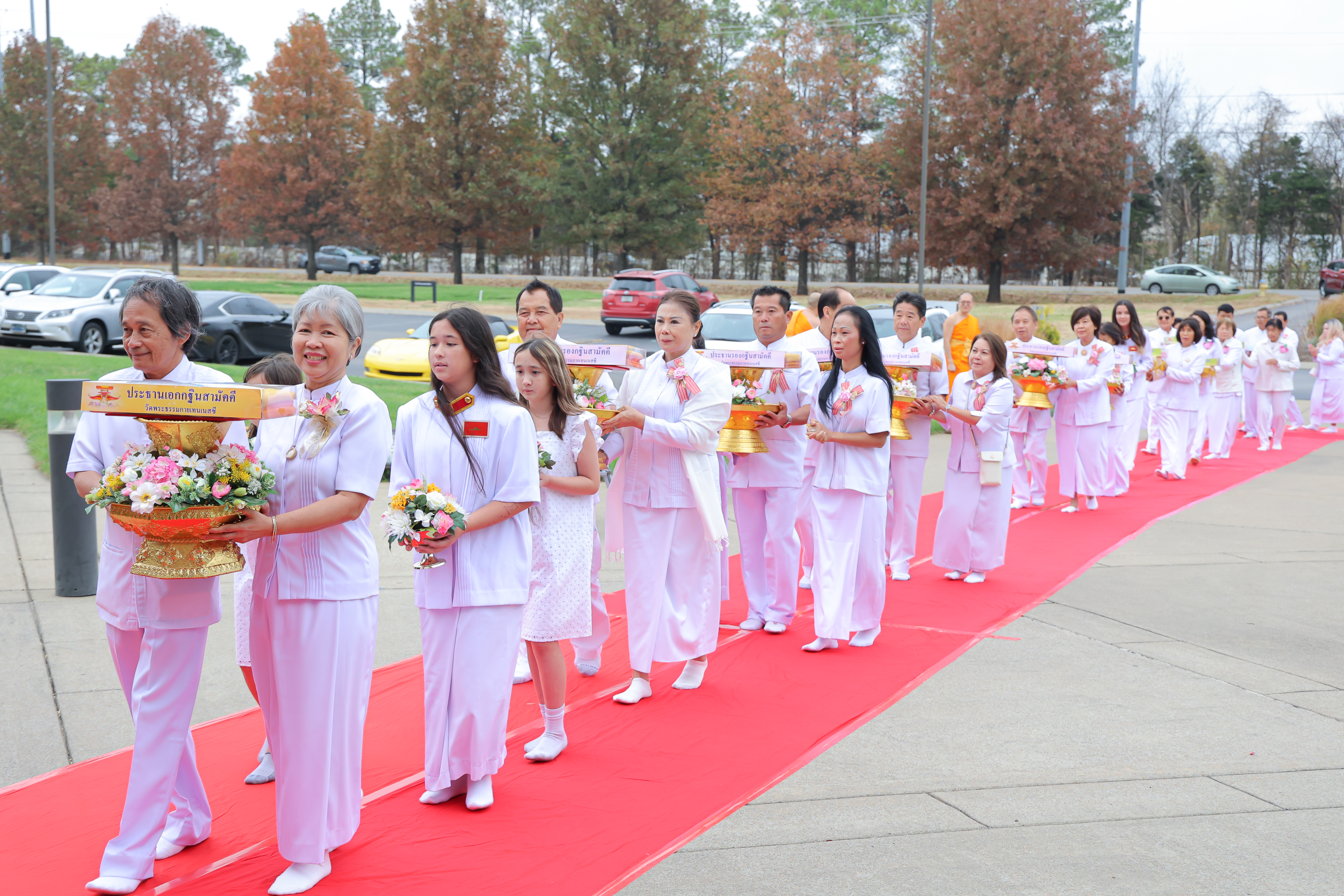 วัดพระธรรมกายเทนเนสซี จัดพิธีทอดกฐินสามัคคี