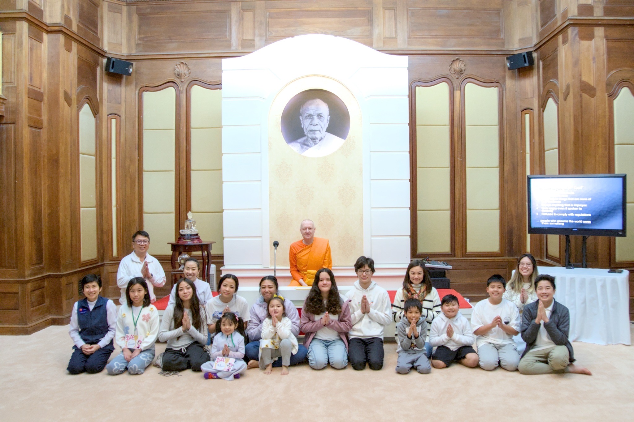 วัดพระธรรมกายแคลิฟอร์เนีย จัดกิจกรรมสำหรับเยาวชน