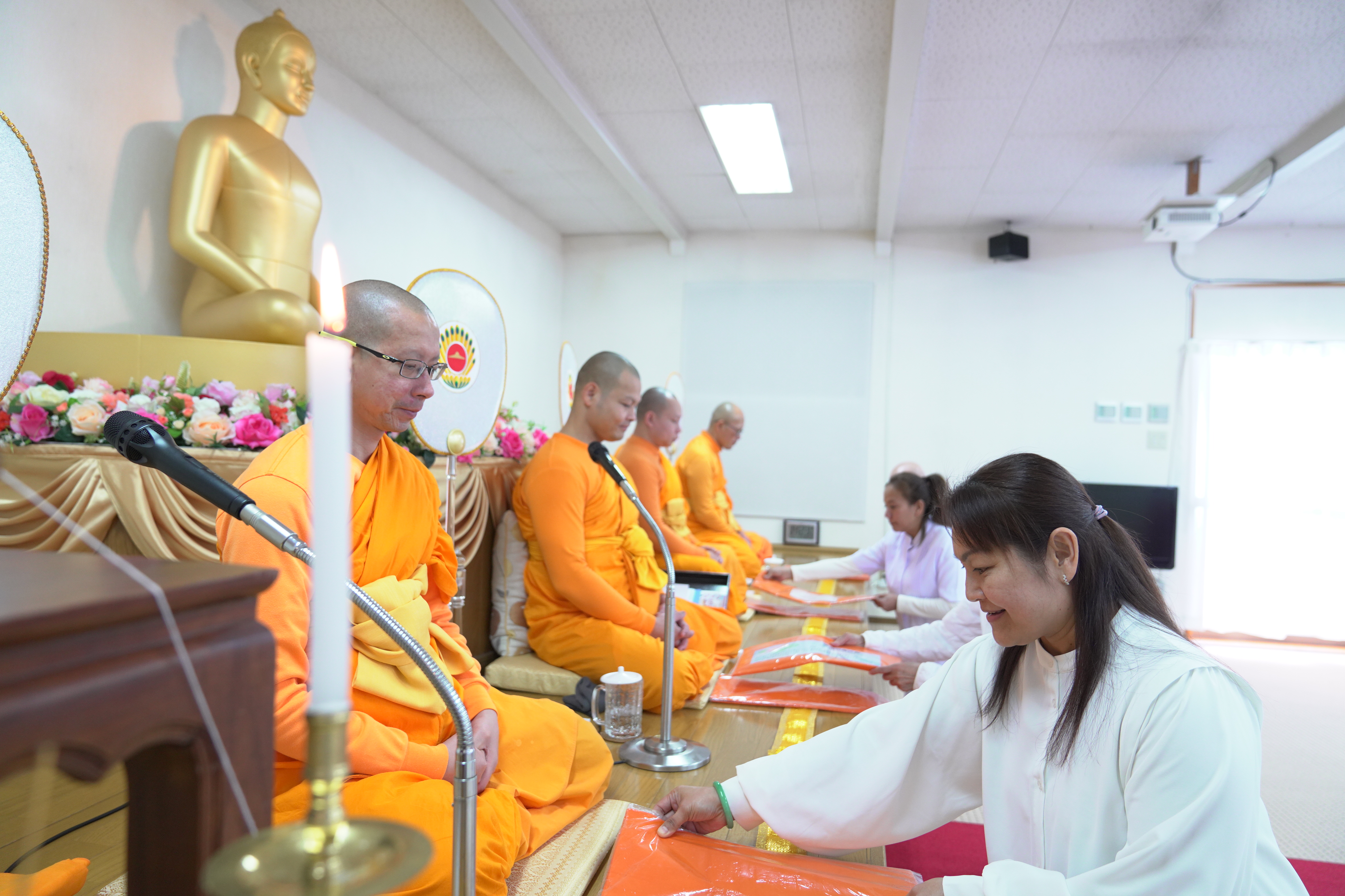 วัดพระธรรมกายนางาโน่ จัดงานบุญเนื่องในวันพระ