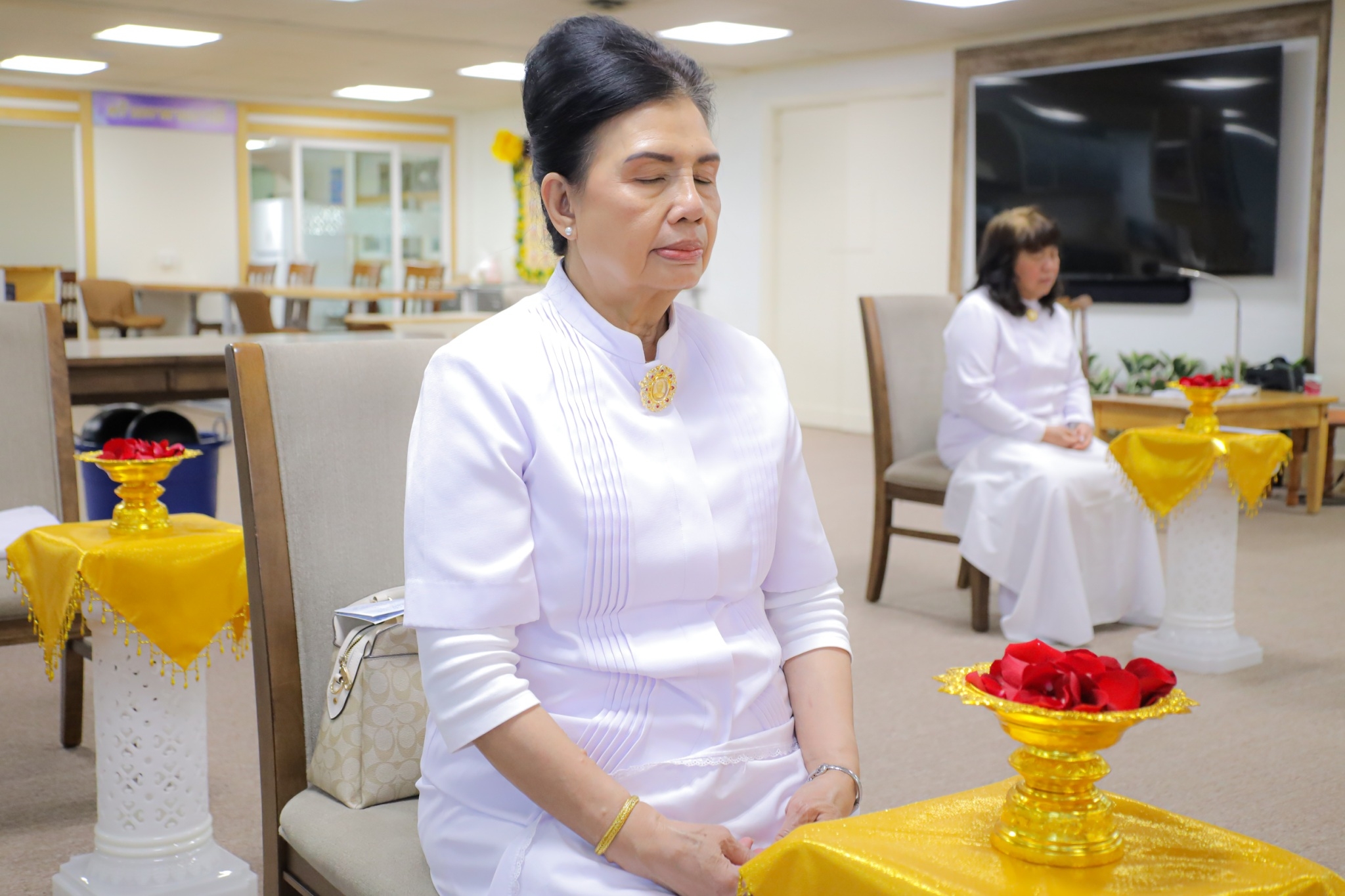 วัดพระธรรมกายแคนซัส จัดพิธีถวายกองบุญเผยแผ่วิชชาธรรมกายไปทั่วโลก