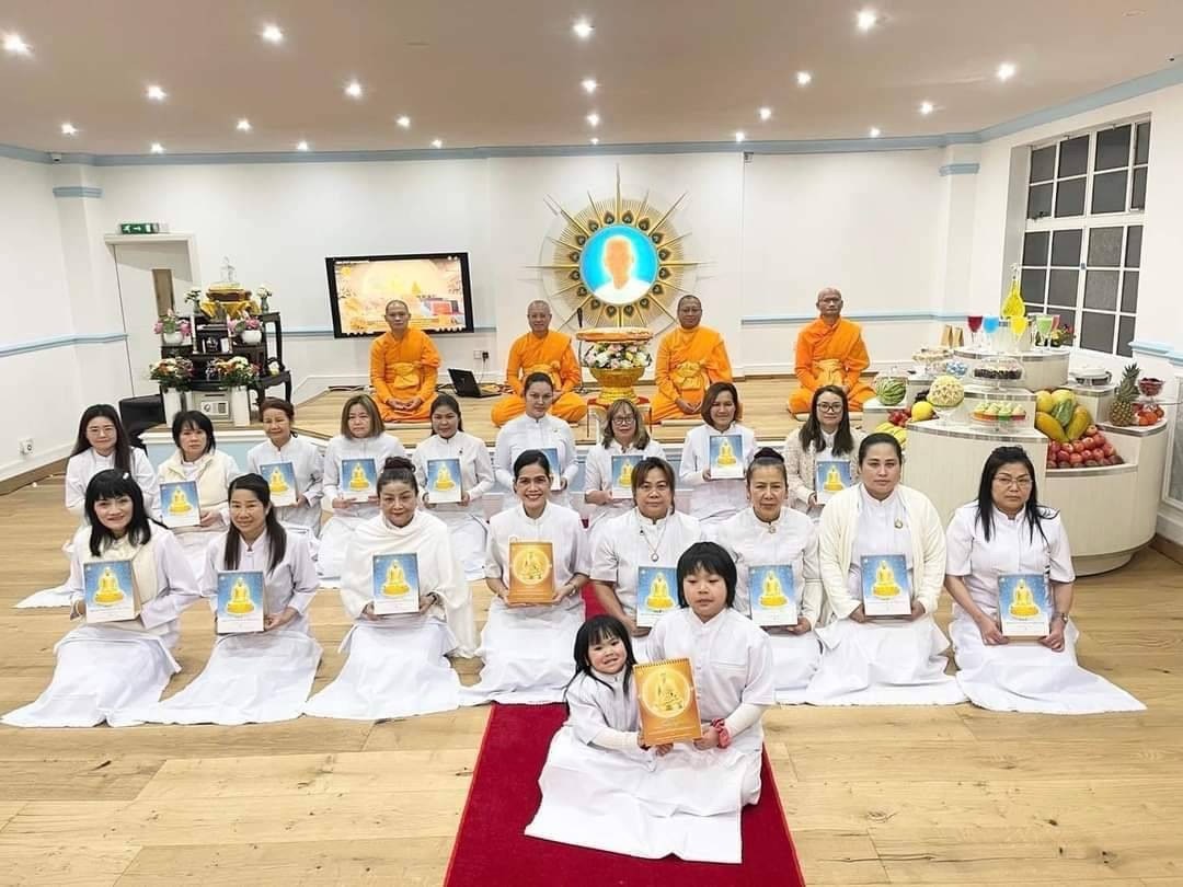 วัดพระธรรมกายแมนเชสเตอร์ จัดงานบุญบูชาข้าวพระ