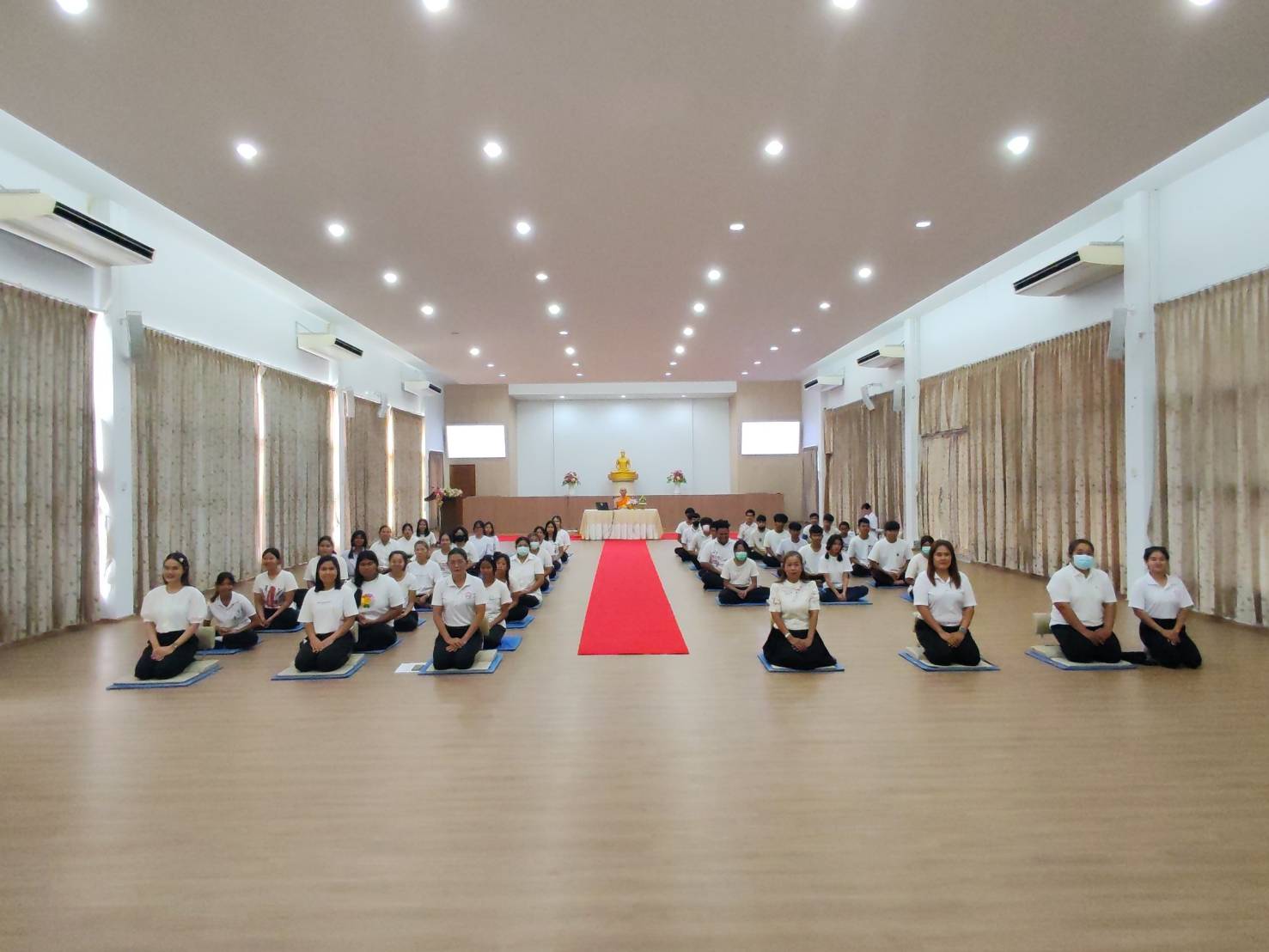 สกร. อ.แก่งหางแมว จัดโครงการส่งเสริมศีลธรรม วัยรุ่นยุคใหม่สืบสานวัฒนธรรมไทย