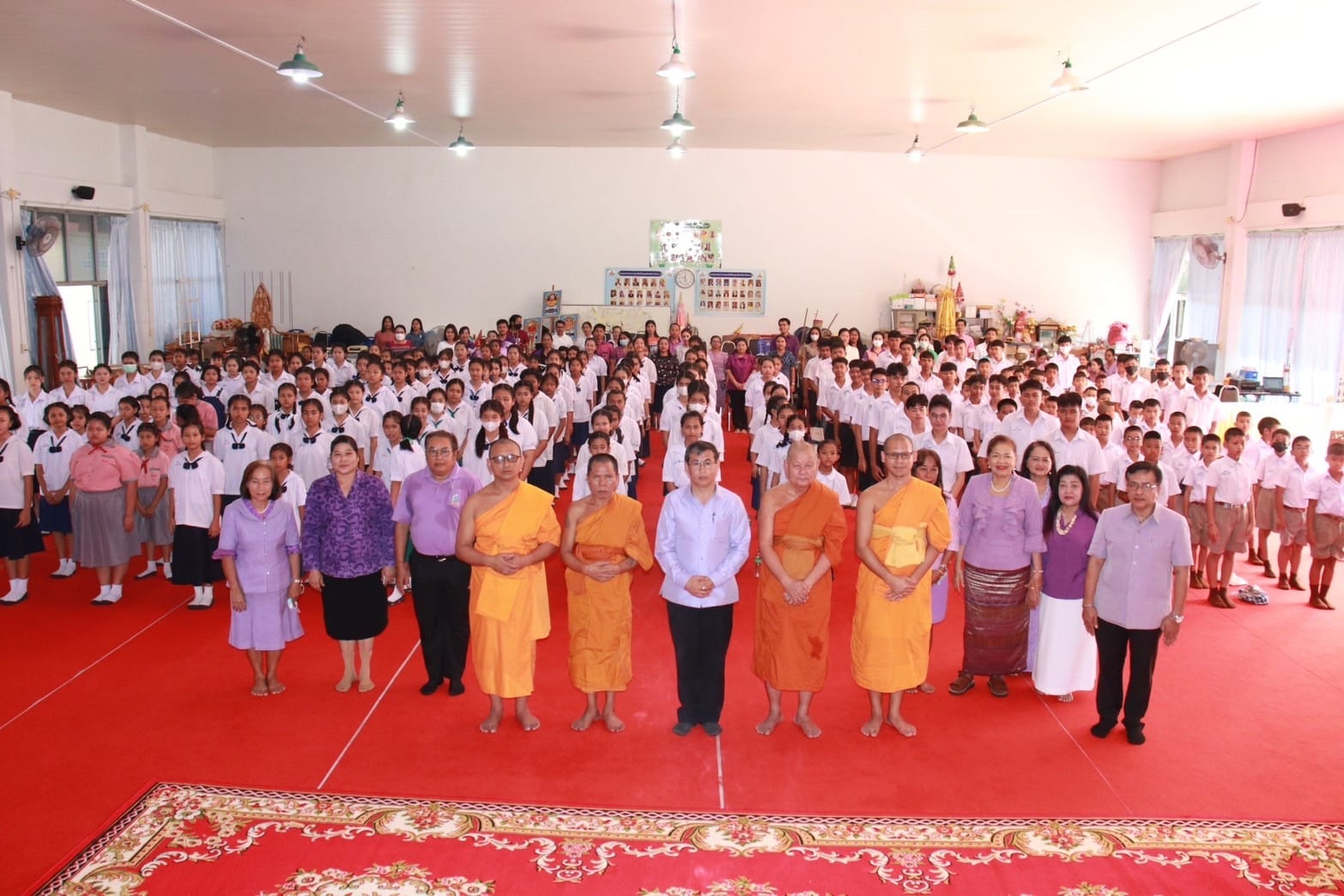 สำนักงานวัฒนธรรมจังหวัดนราธิวาส จัดประกวดสวดมนต์หมู่และประกวดบรรยายธรรม