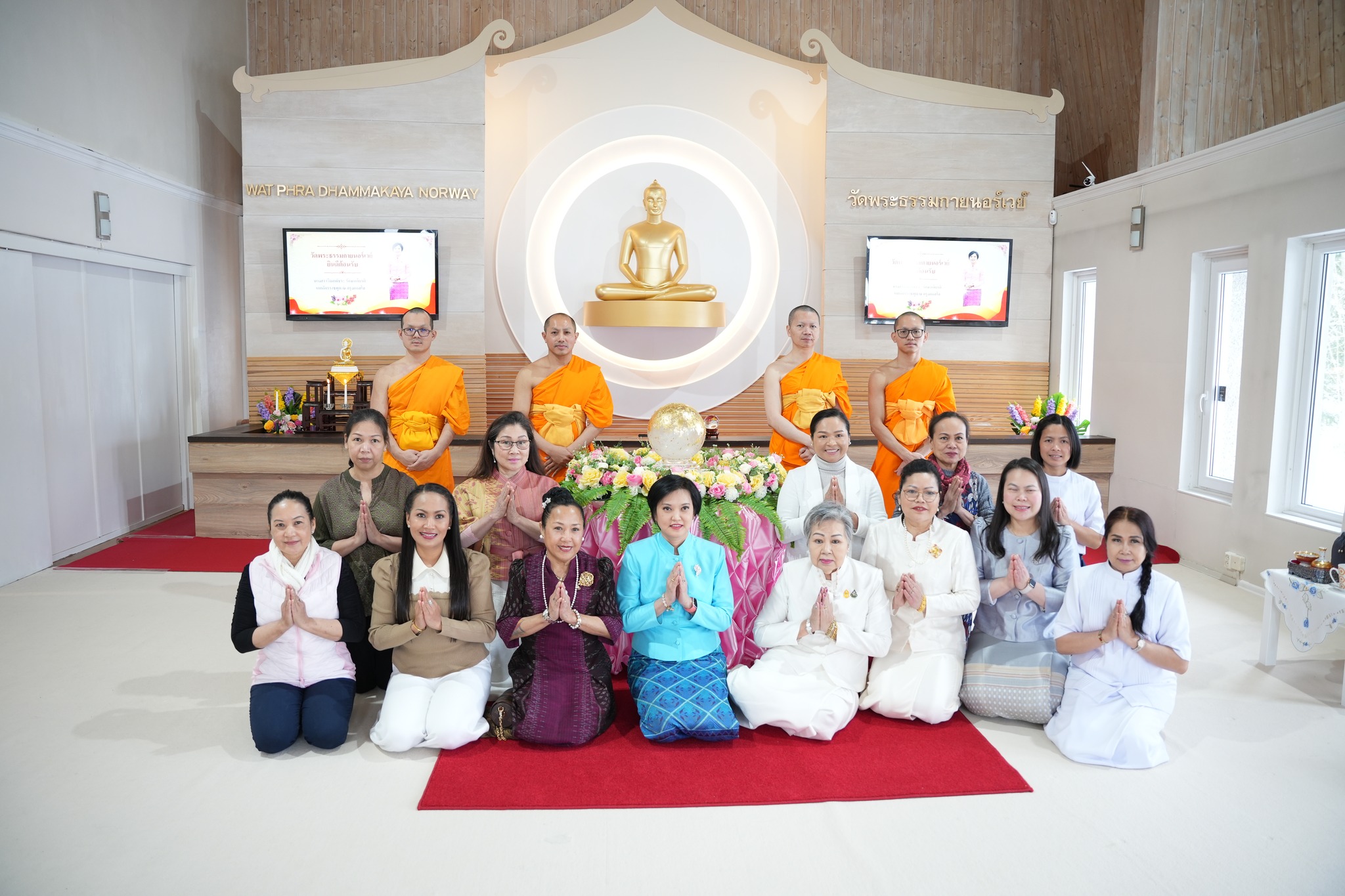 เอกอัครราชทูต กรุงออสโล่ และคณะ เข้าเยี่ยมชมวัดพระธรรมกายนอร์เวย์
