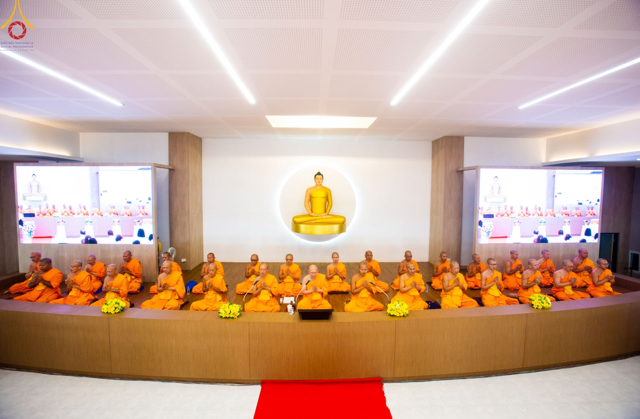 พิธีทอดผ้าป่าฉลองมหารัตนเจดีย์สิริปทุมสวรรค์ ณ ศูนย์ปฏิบัติธรรมภาคใต้ จ.สงขลา