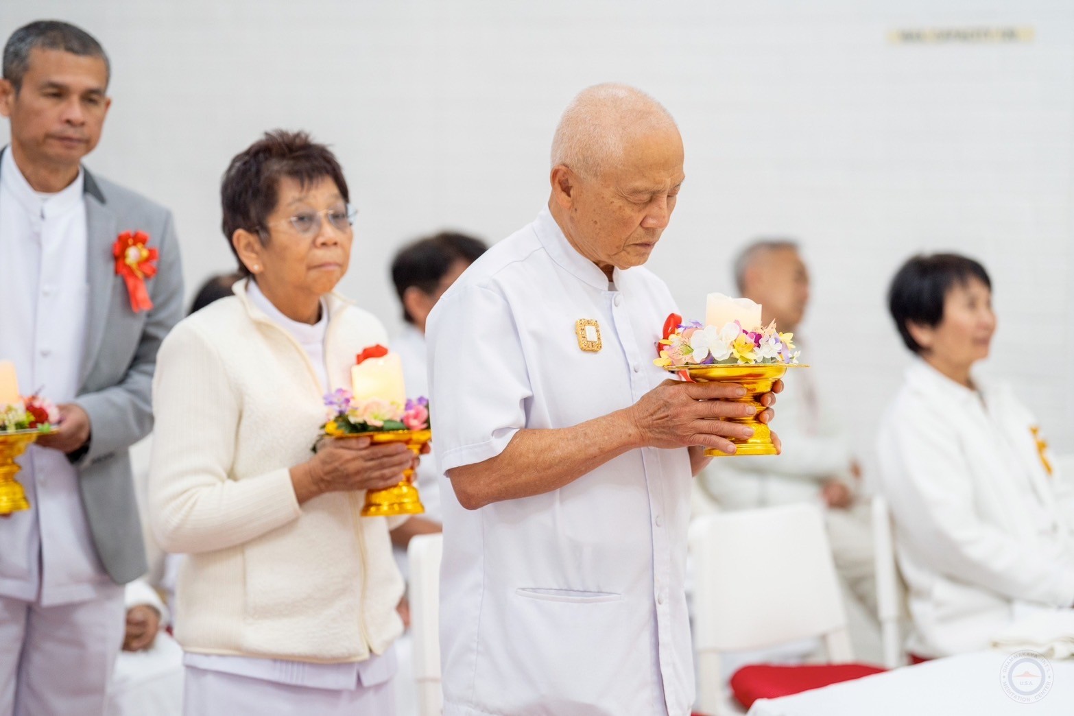 วัดพระธรรมกายแคลิฟอร์เนีย จัดพิธีบูชาข้าวพระ