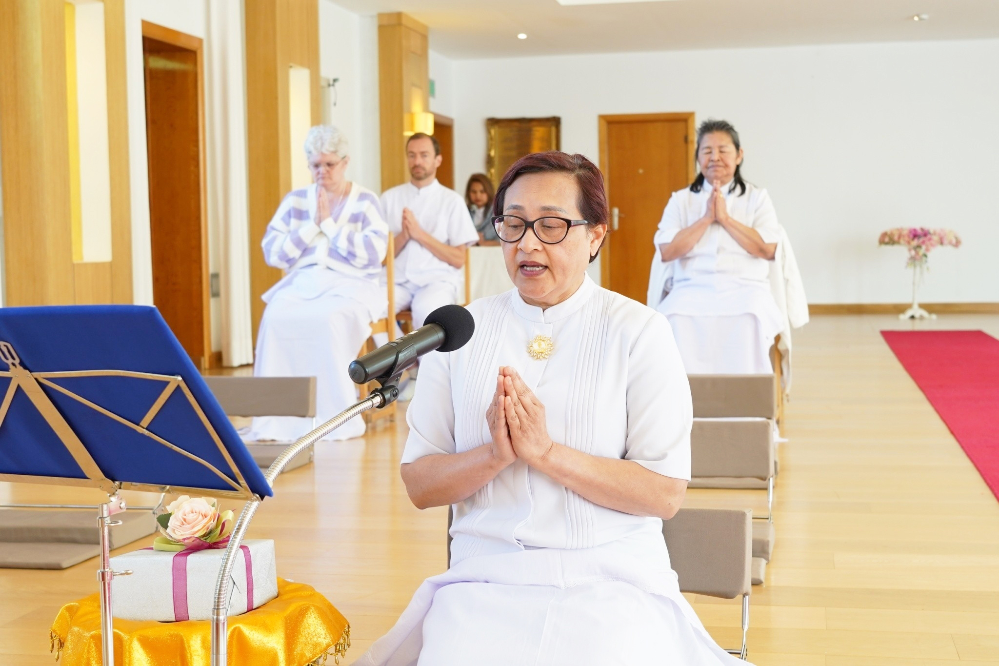 วัดพระธรรมกายเบเนลักซ์ จัดงานบุญวันคุ้มครองโลก