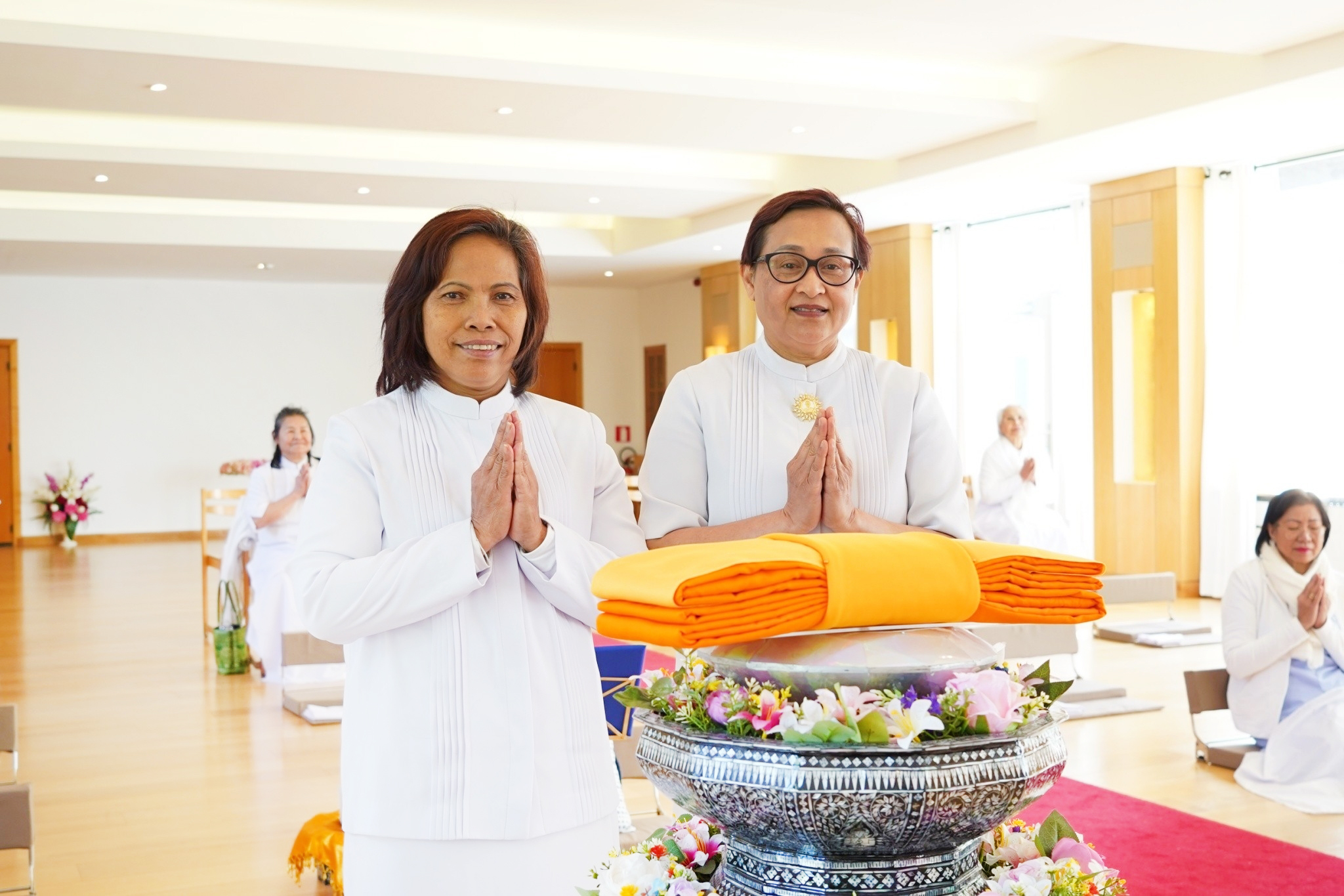 วัดพระธรรมกายเบเนลักซ์ จัดงานบุญวันคุ้มครองโลก