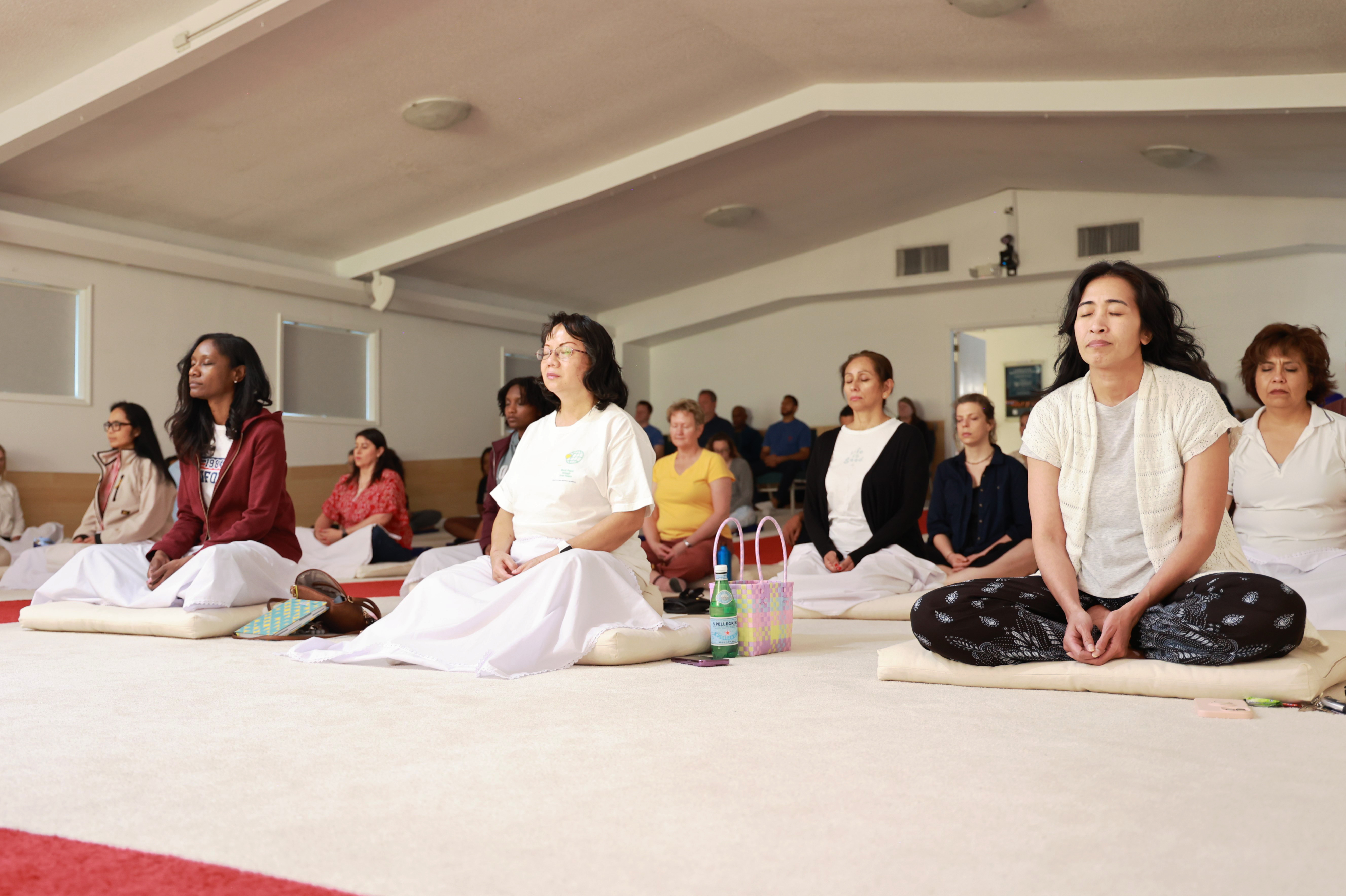 วัดพระธรรมกายจอร์เจีย จัดกิจกรรมนั่งสมาธิสำหรับชาวท้องถิ่น
