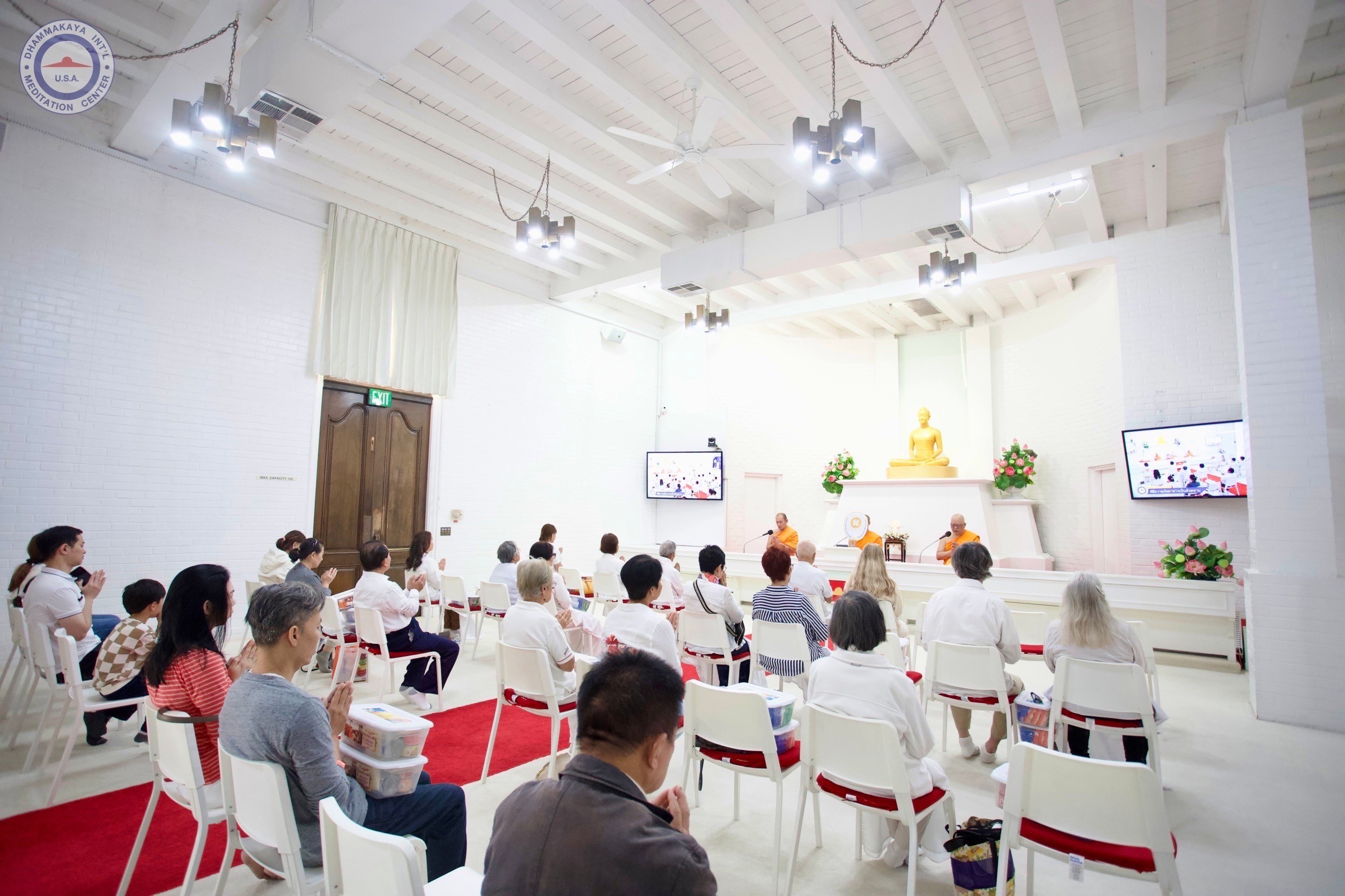 วัดพระธรรมกายแคลิฟอร์เนีย จัดปฏิบัติธรรมประจำสัปดาห์