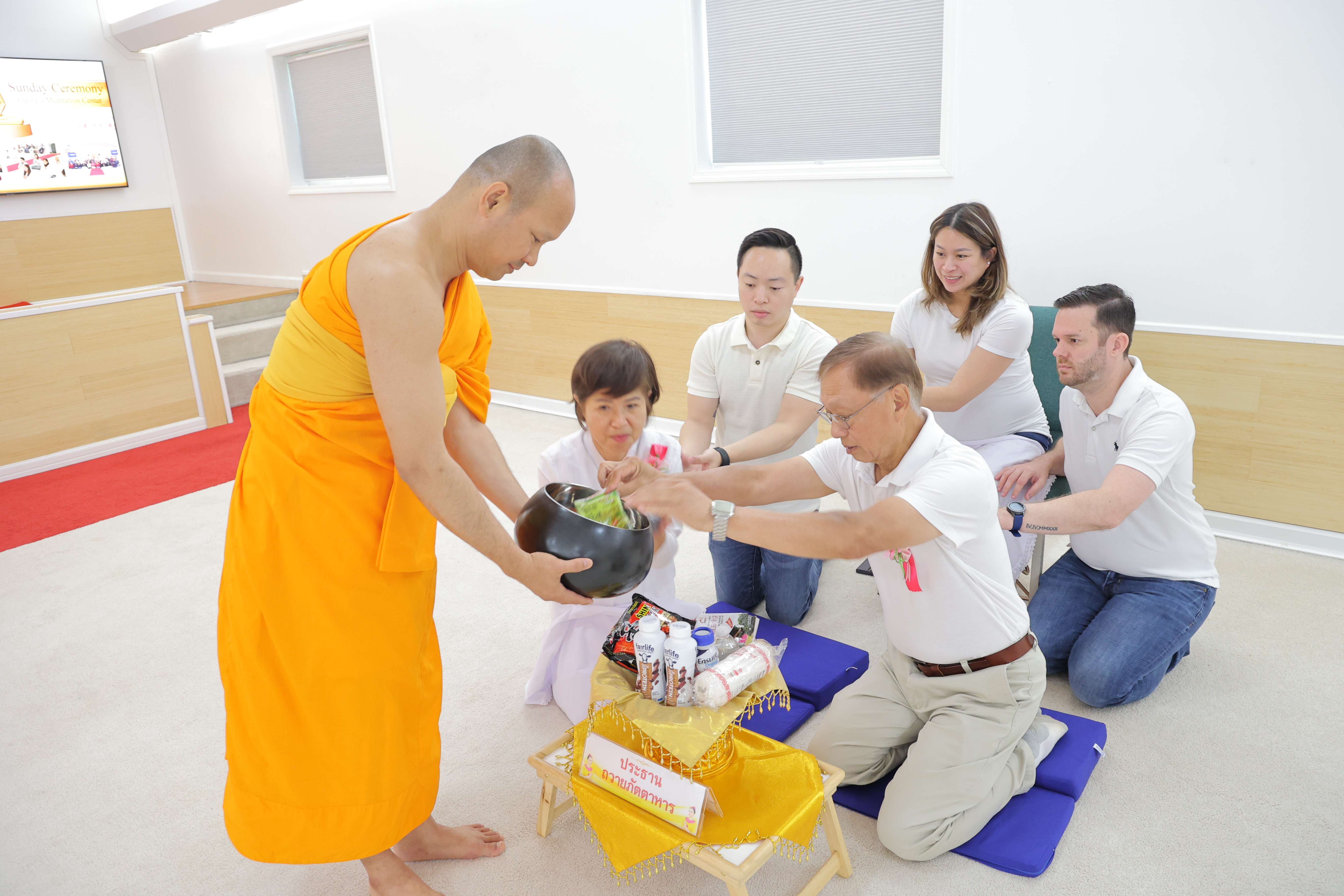 วัดพระธรรมกายจอร์เจีย จัดพิธีถวายเรือนแก้วสมปรารถนา