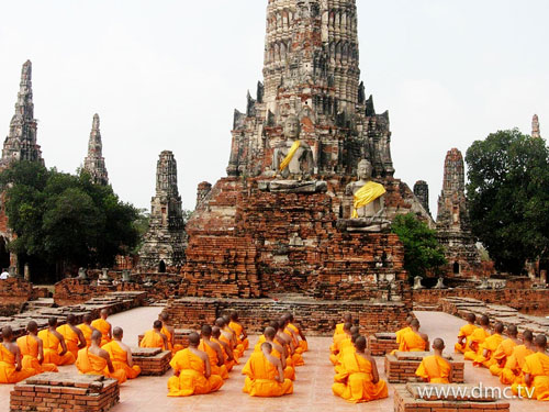 ช่วงเข้าพรรษาพระใหม่ก็จะได้รับการถ่ายทอดธรรมะจากพระเก่า