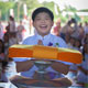 อาชัย เด็กน้อยจากฮ่องกง ครองแชมป์ประธานกฐินสัมฤทธิ์มากที่สุดในโลก
