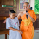 ศูนย์ปฏิบัติธรรมแก้วเมืองเลย จัดอบรมศีลธรรม รร.บ้านหนองหญ้าไซ