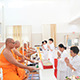 วัดพระธรรมกายฟลอริดา จัดพิธีทอดผ้าป่าบำรุงวัด