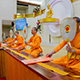 วัดพระธรรมกายแคนซัส จัดพิธีถวายข้าวสาร