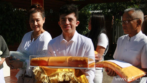 วัดพระธรรมกายบริสเบน จัดพิธีบูชาข้าวพระ
